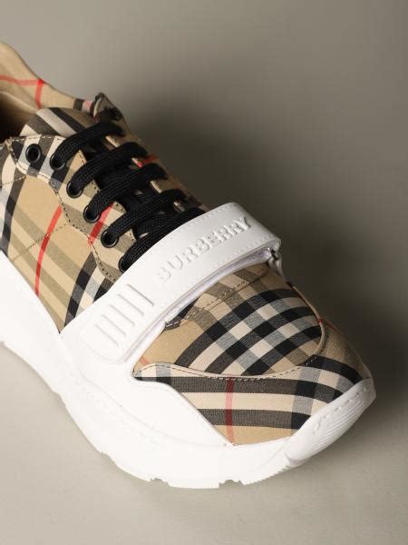 burberry shoes men discount.